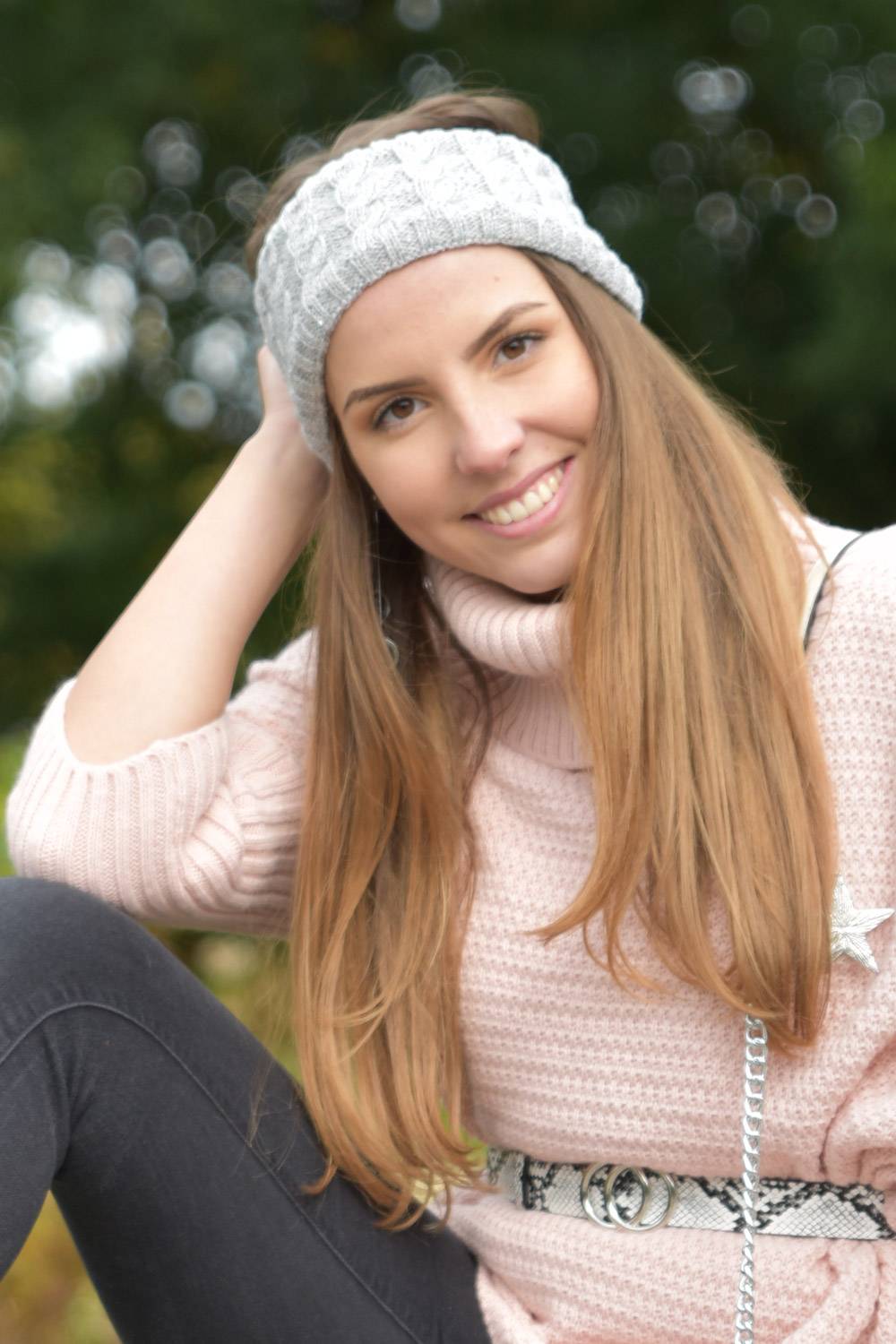 Stylebreaker Strick Stirnband Zopfmuster Pailletten