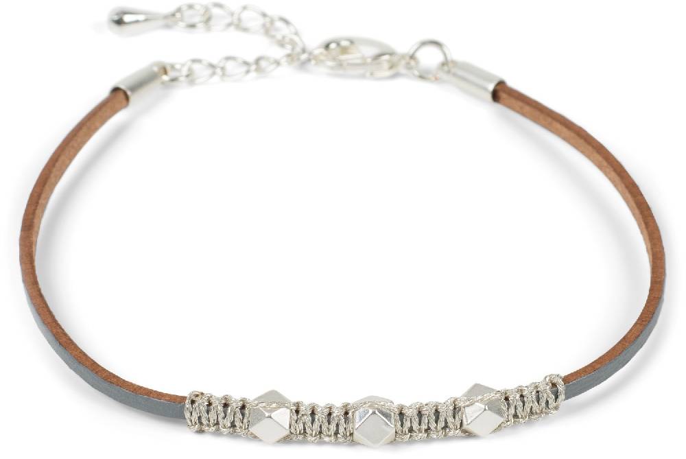 Stylebreaker Armband mit Würfel Verzierung