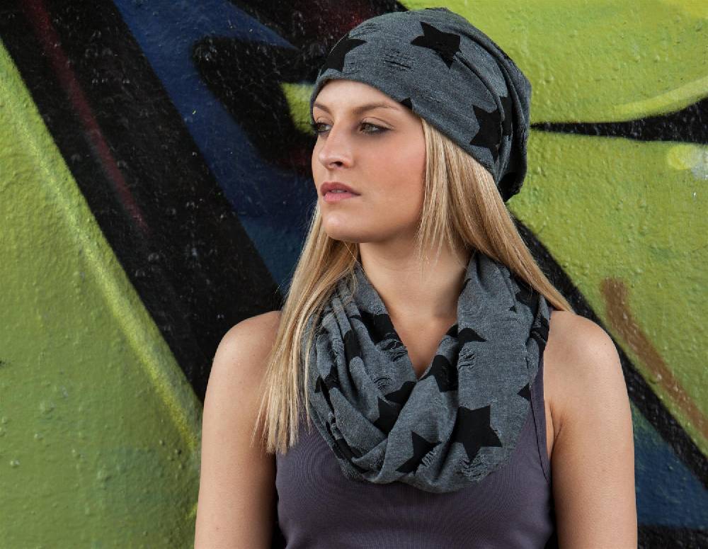 Stylebreaker Beanie Mit Sterne & Punkte Muster