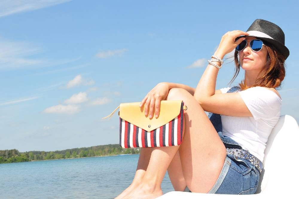 Stylebreaker Envelope Clutch Mit Streifen