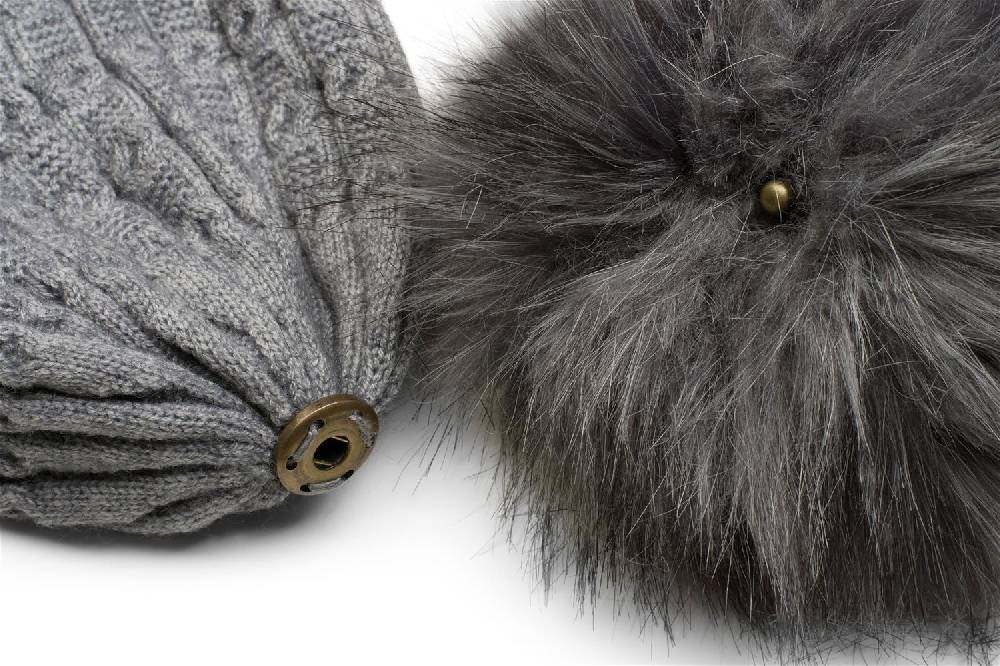 Stylebreaker Feinstrick Bommelmütze Mit Strass