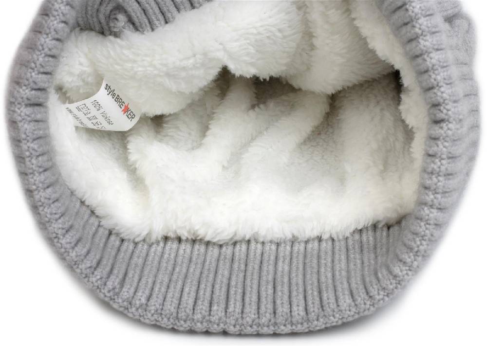 Stylebreaker Feinstrick Bommelmütze Mit Zopfmuster