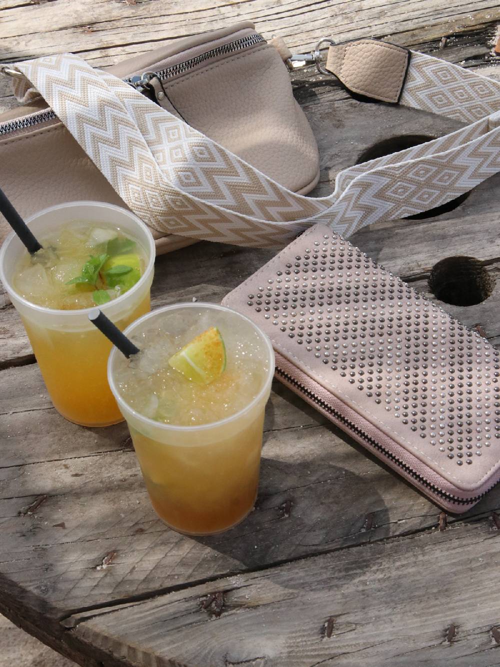 Stylebreaker Geldbörse Mit Kugelnieten