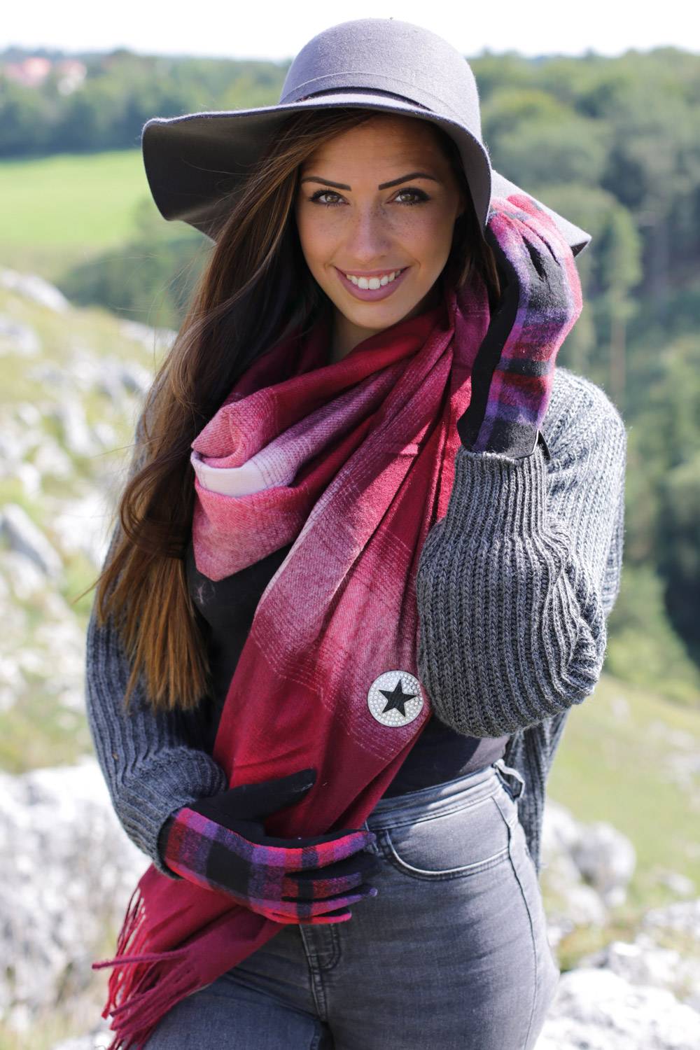 Stylebreaker Schal Mit Karo Muster Und Fransen