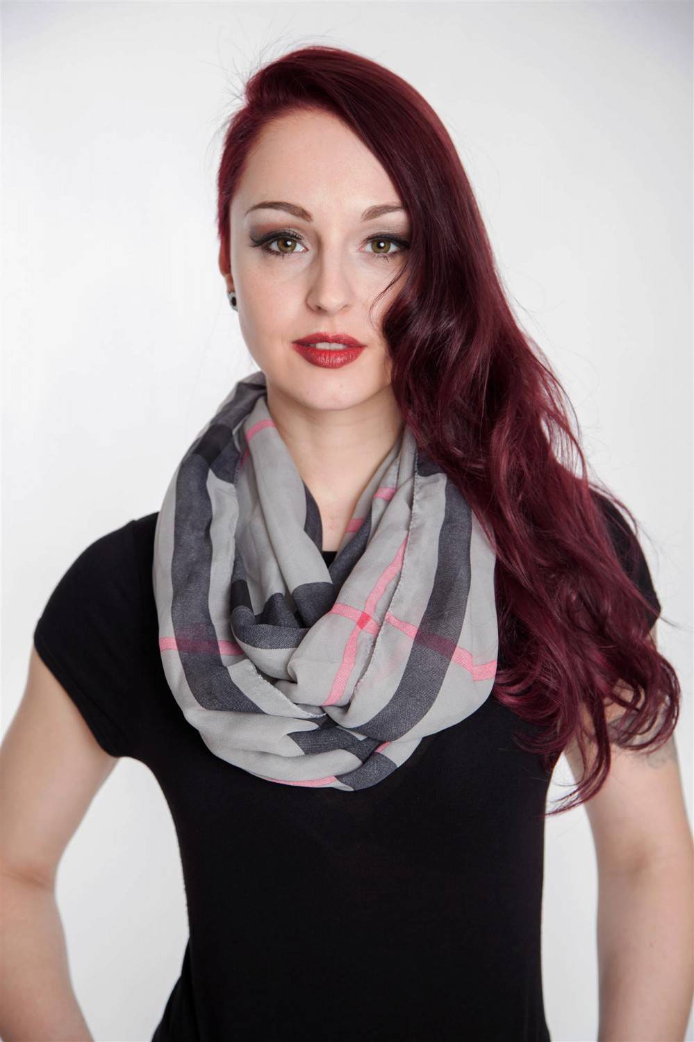 Stylebreaker Seidiger Loop Mit Karo Muster