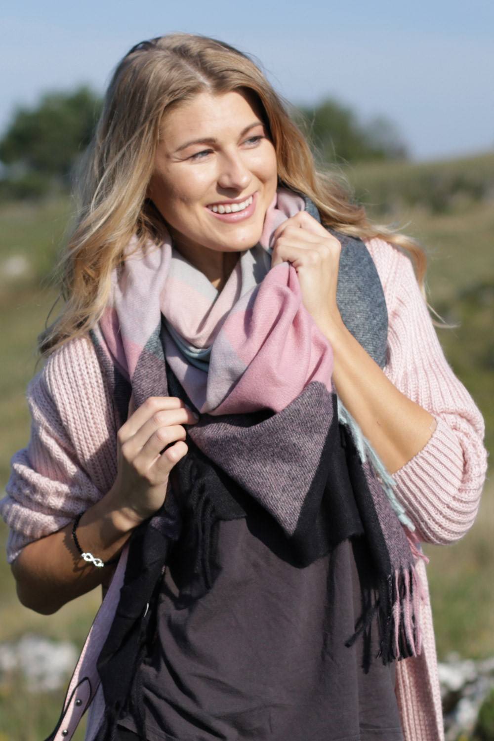 Stylebreaker XXL Deckenschal Mit Karo Muster Und Fransen