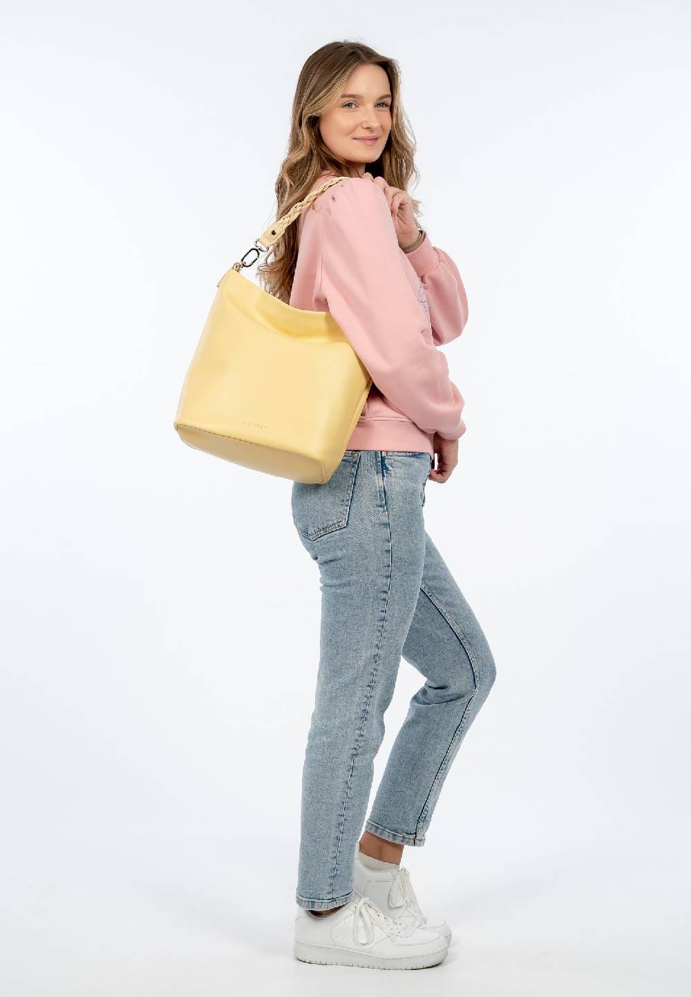 Suri Frey Beutel Josy Mittel