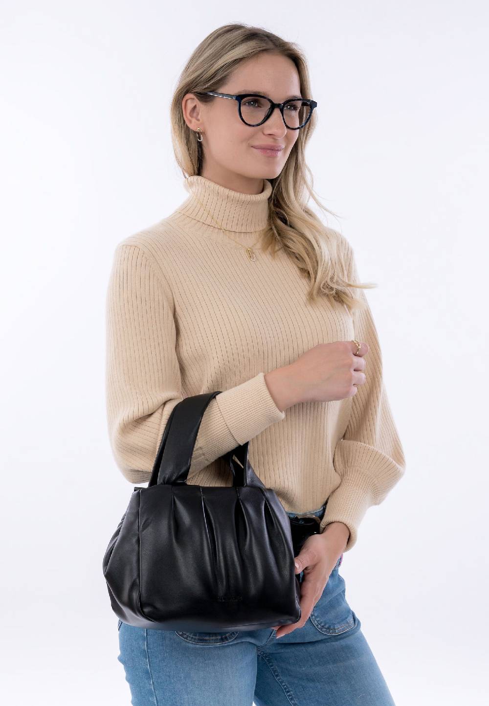 Suri Frey Shopper SFY Amy Klein