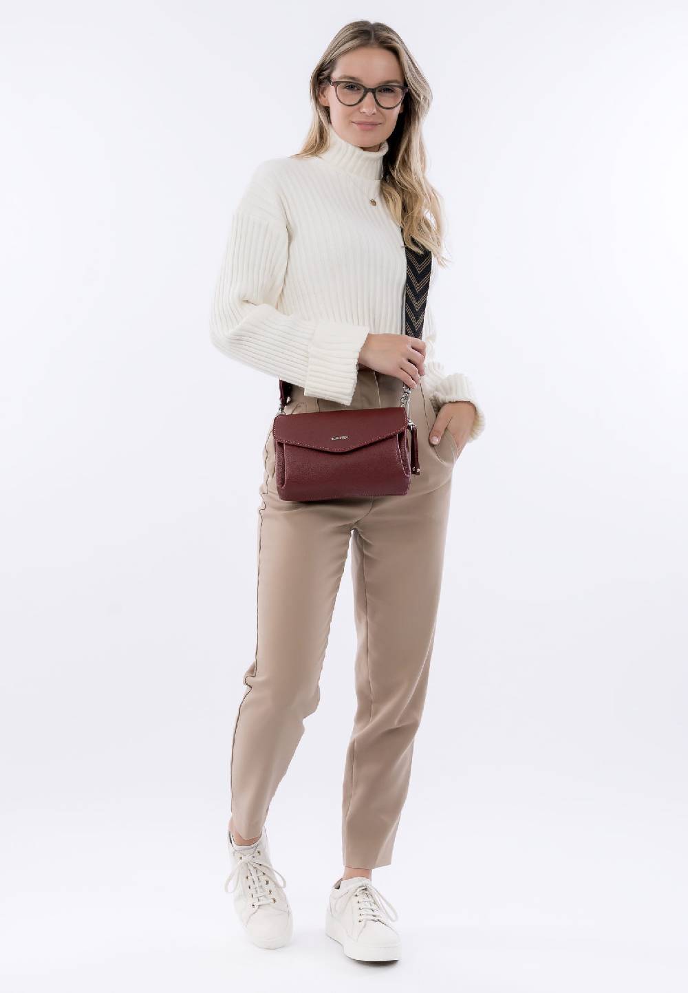 Suri Frey Umhängetasche SFY Cathy Mittel