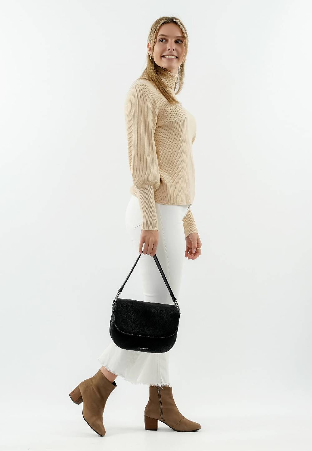 Suri Frey Umhängetasche SFY Freddy Mittel