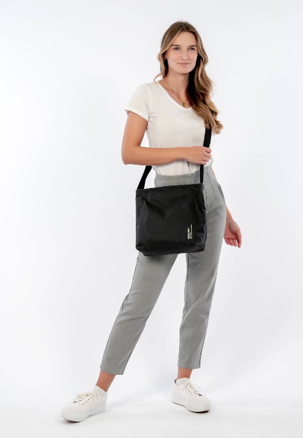 Suri Frey Umhängetasche SURI Green Label Nelly