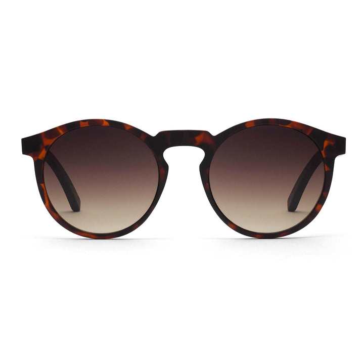 Take A Shot Emma Walnussholz I Polarized