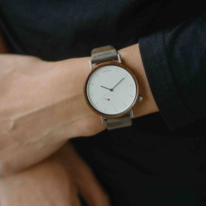 Take A Shot George Walnussholz 42mm