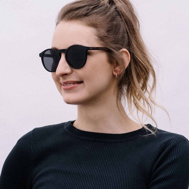 Take A Shot Lukas Walnussholz I Polarized