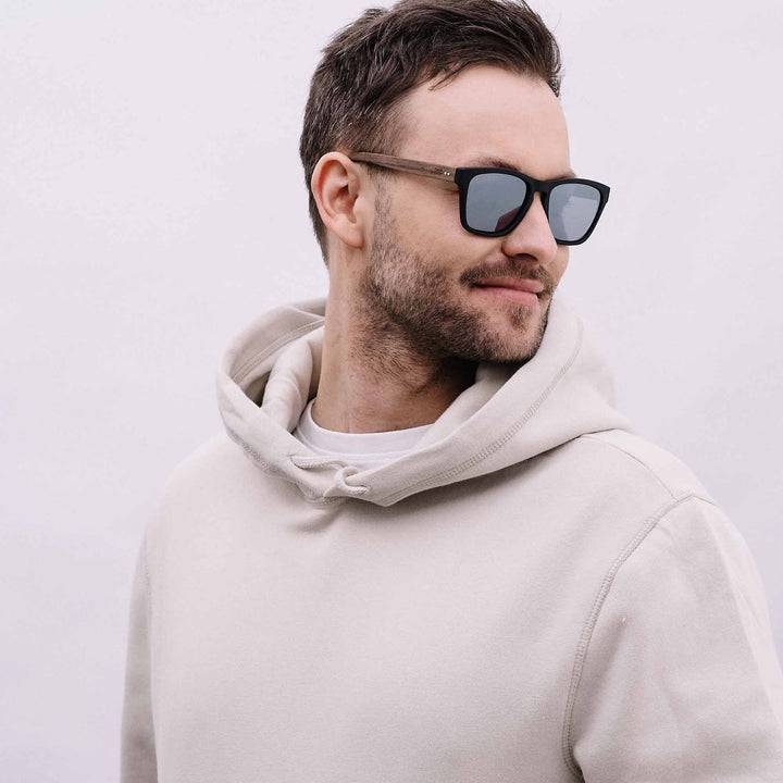 Take A Shot The Nightingale 2.0 Walnussholz polarized