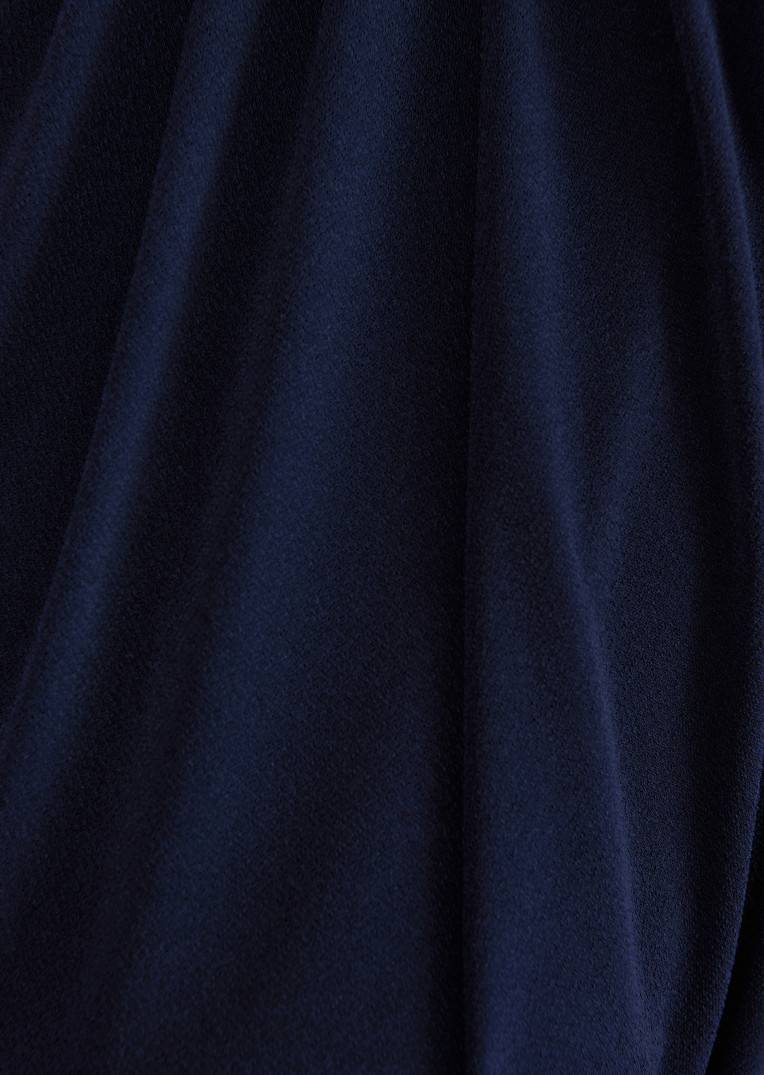 Talbot Runhof Body Bay1