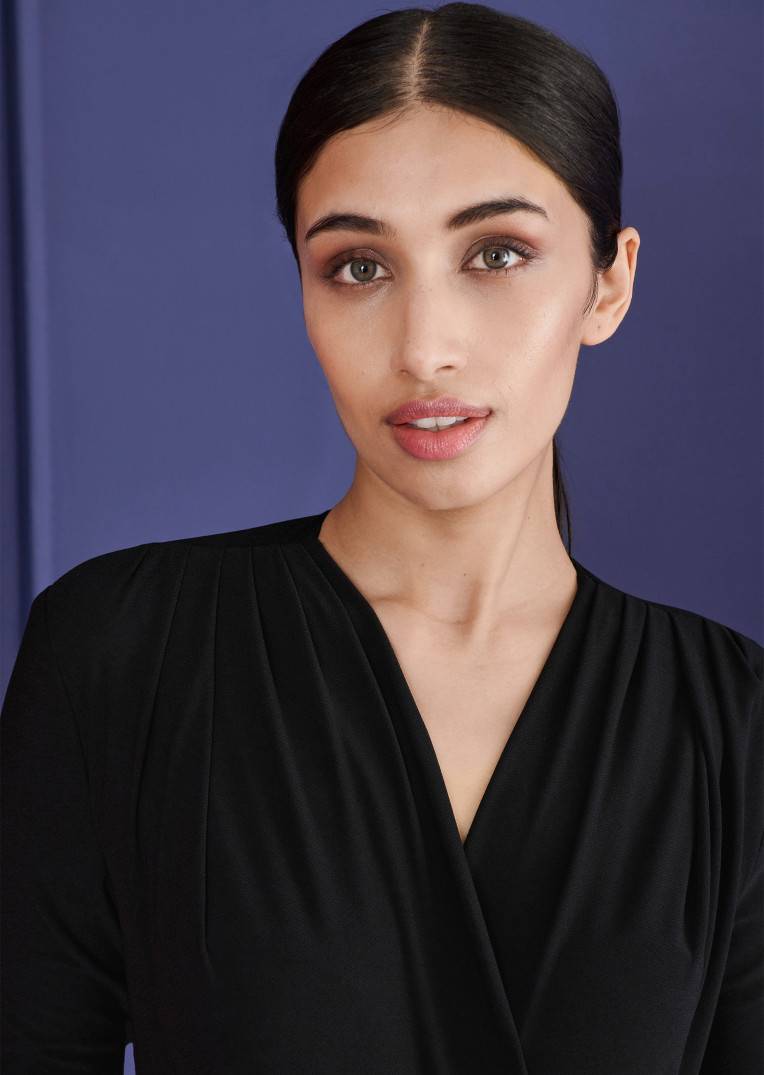 Talbot Runhof Body Bay8