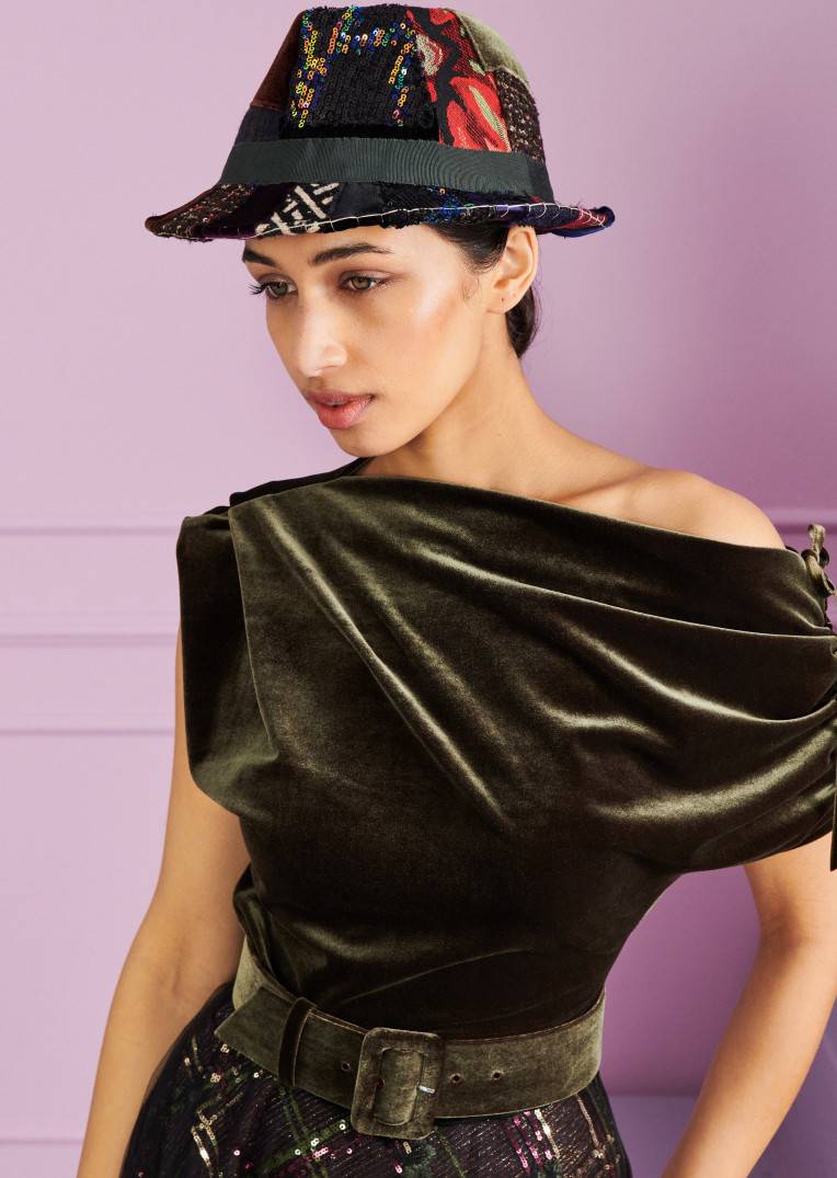 Talbot Runhof Hut Kita1