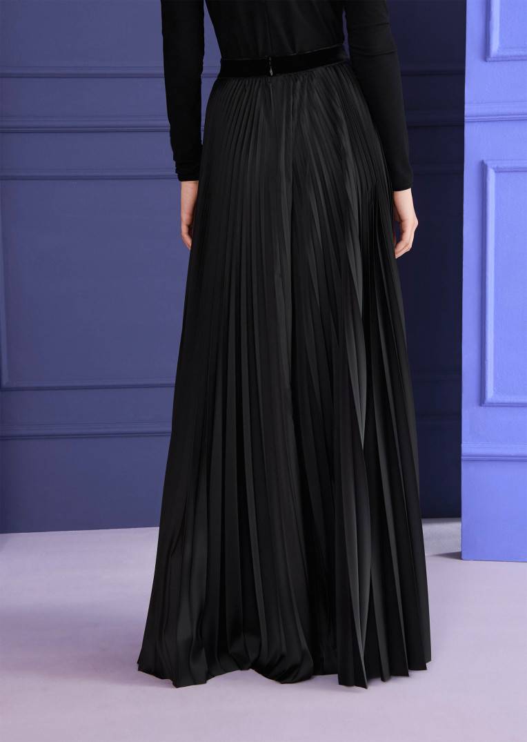 Talbot Runhof Maxirock Melba1