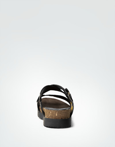 CAT Pantoletten Im Street-Style