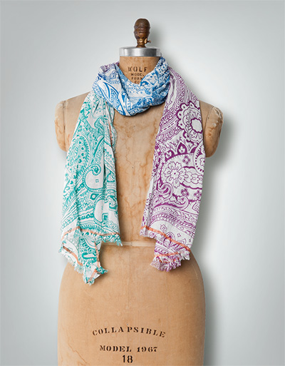 CODELLO Schal im mehrfarbigen Paisley-Design