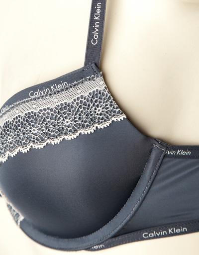 Calvin Klein Underwear Push-Up BH Aus Mikrofaser Mit Spitzenbesatz