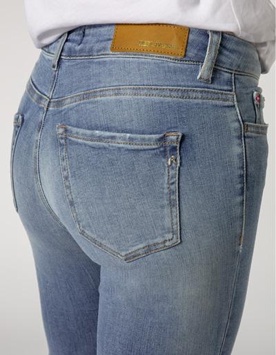 Replay Jeans Im Schmalen Schnitt