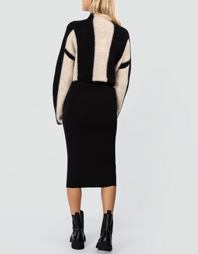 SECOND FEMALE Rock In Elastischer Qualität