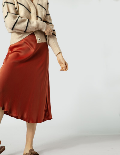 SECOND FEMALE Rock In Satin-Optik