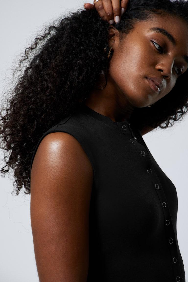 H&M Ärmelloses Oberteil Mit Knöpfen