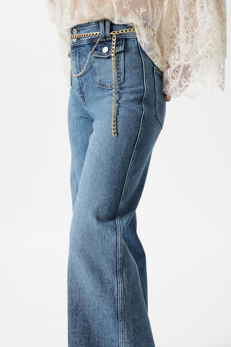 H&M Ausgestellte Jeans Mit Bügelfalten