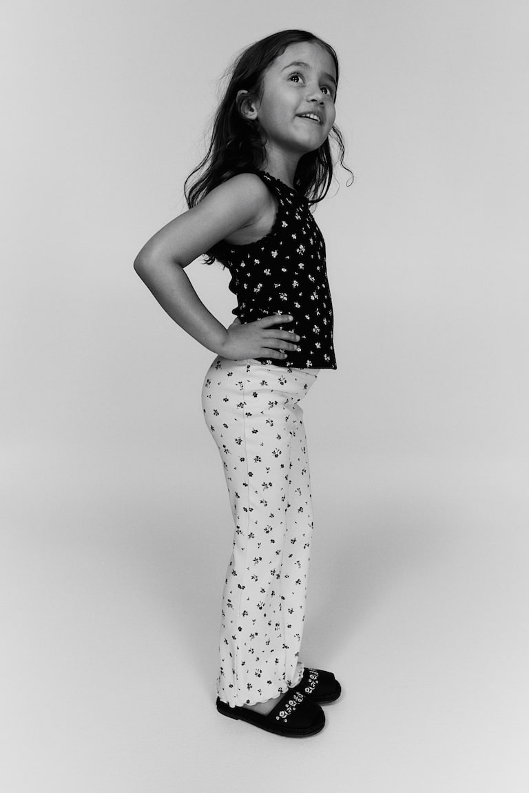 H&M Ausgestellte Leggings