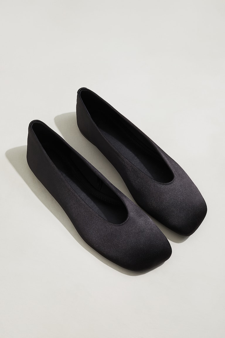 H&M Ballerinas aus Satin