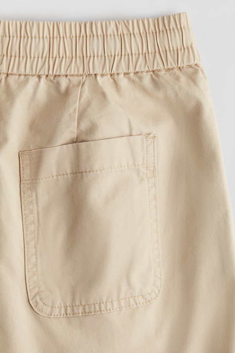 H&M Baumwollchino In Loose Fit