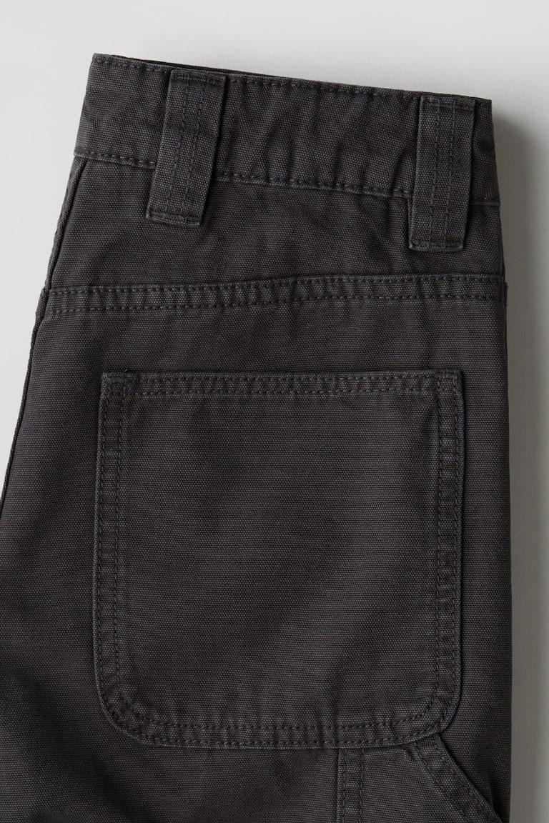 H&M Canvashose In Loose Fit