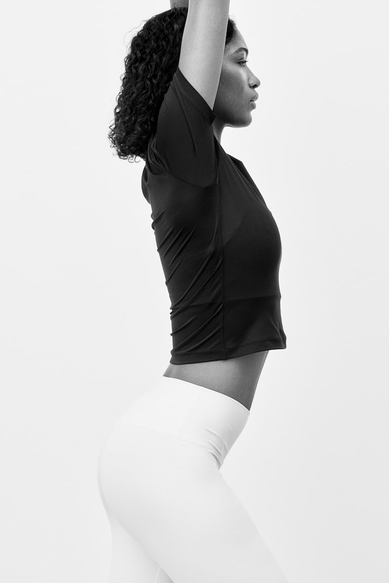 H&M Cropped Sportshirt Mit DryMove™