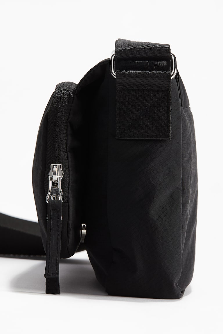 H&M Crossbody-Tasche Aus Nylon