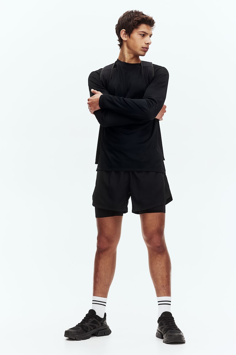 H&M Doppellagige Sportshorts mit DryMove™