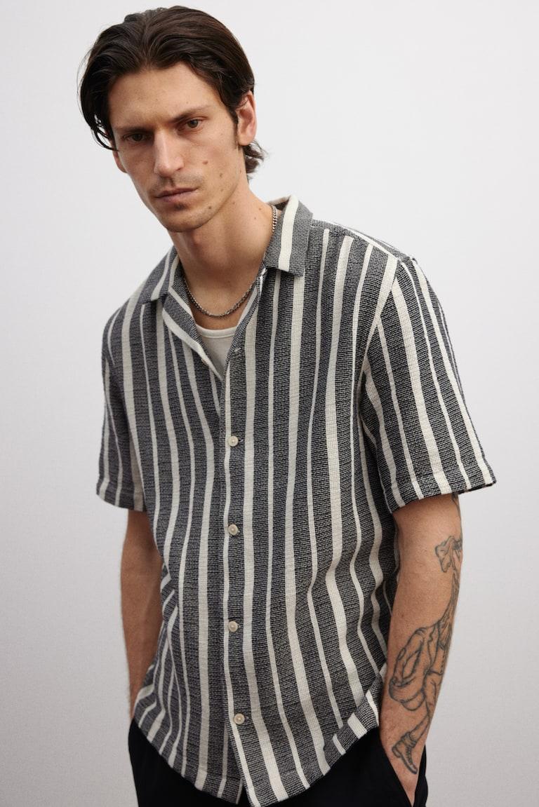 H&M Freizeithemd mit Struktur in Regular Fit