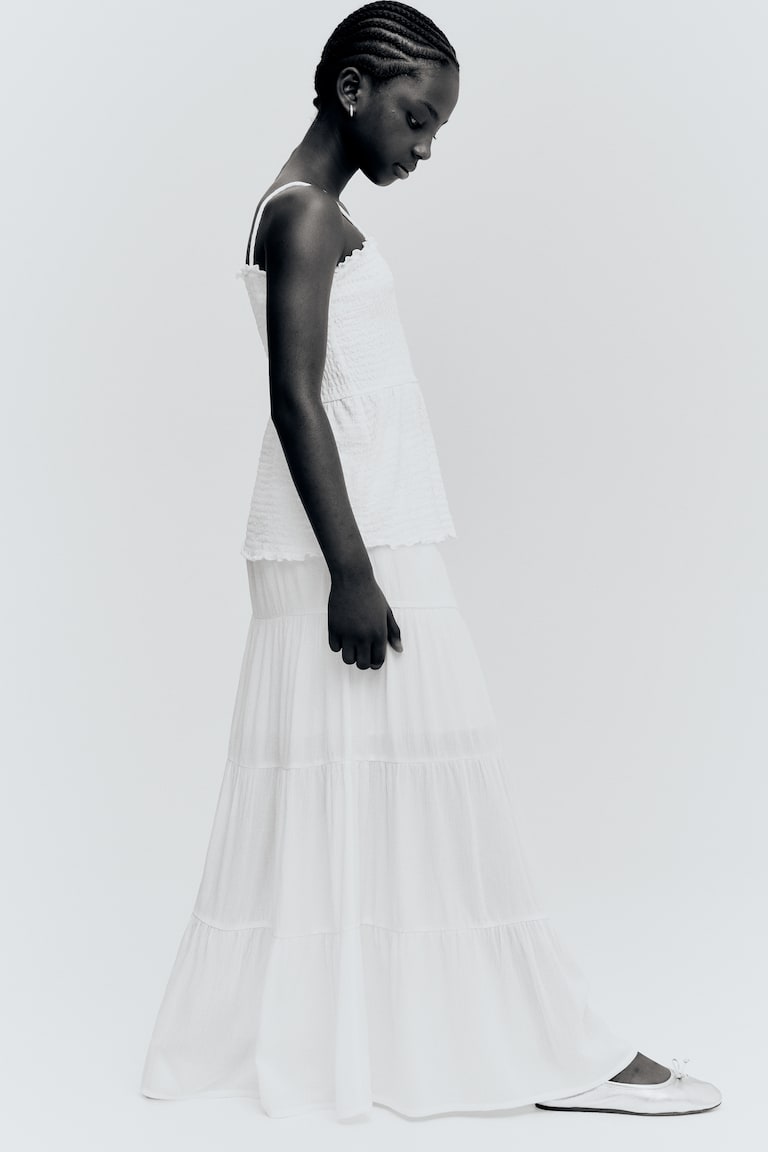 H&M Gesmokter Stufenrock