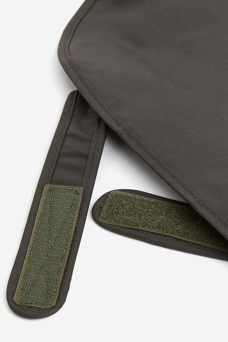 H&M Gewachster Hundemantel