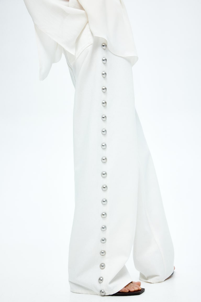 H&M Jeans Mit Nieten