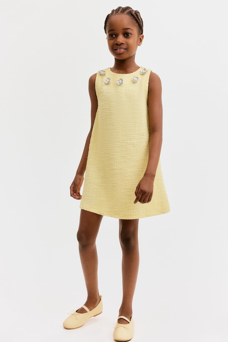 H&M Kleid Aus Bouclé