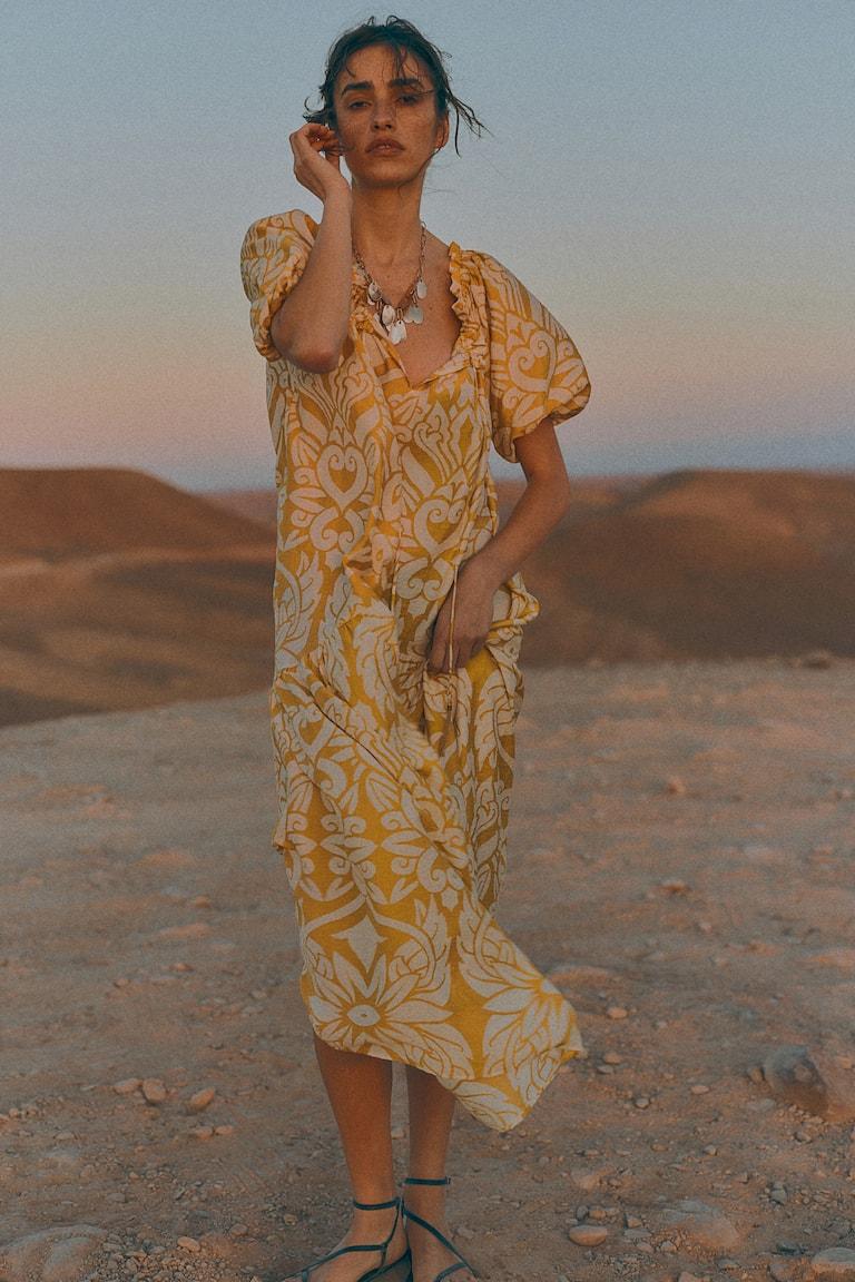 H&M Kleid mit Kordelzugdetail