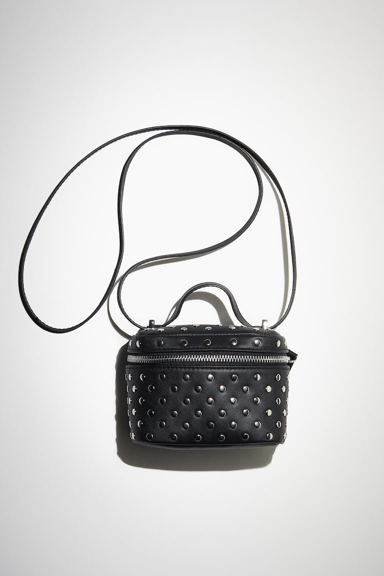 H&M Kulturtasche mit Verzierungen