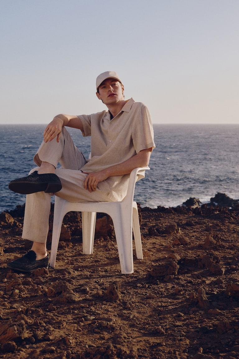 H&M Kurzarmhemd Aus Leinenmix In Regular Fit