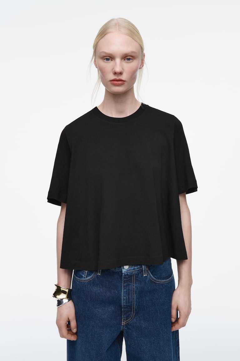 H&M LOCKERES TRAPEZFÖRMIGES T-SHIRT