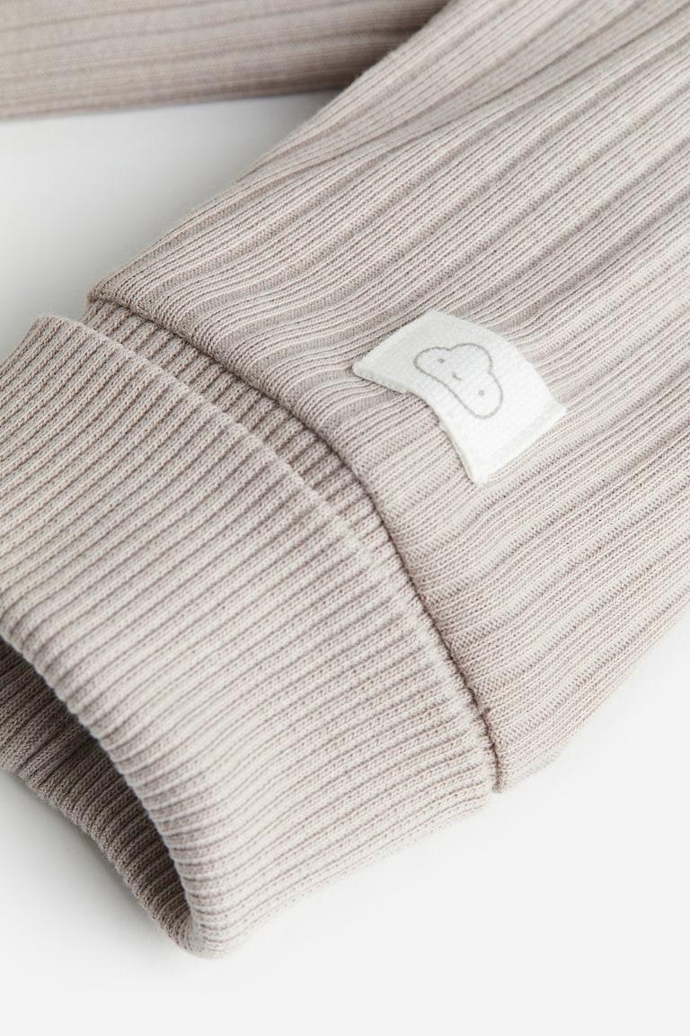 H&M Mitwachsender Strampler