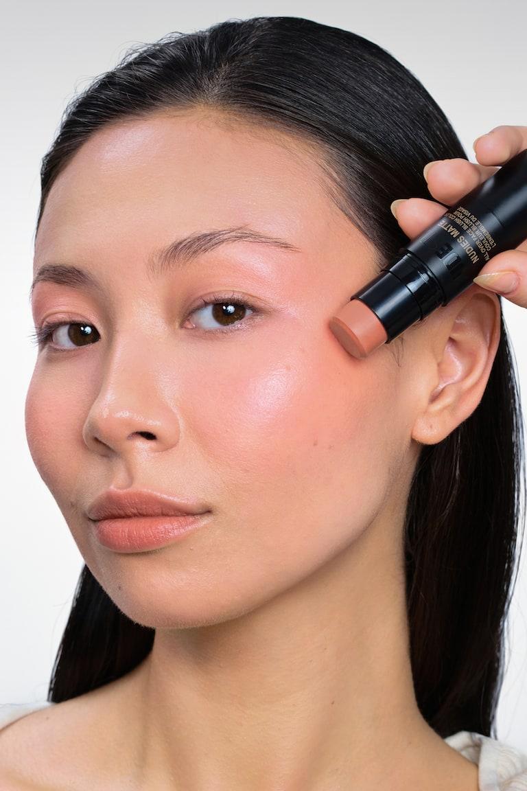 H&M Nudies All Over Face Matte Blush