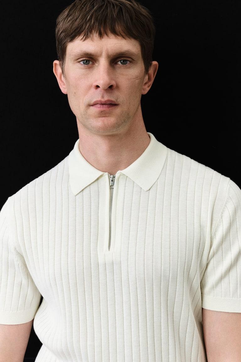 H&M Poloshirt aus Rippstrick in Slim Fit